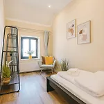 Stylisches Loft Mit 2 Baedern & Ac Lägenhet *
