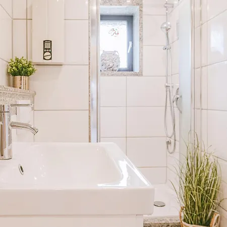 Stylisches Loft Mit 2 Baedern & Ac *