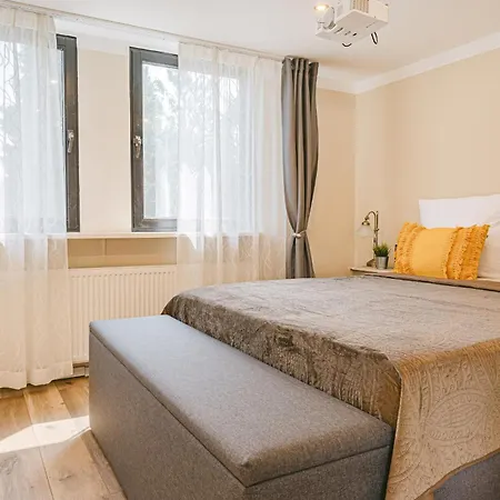 Apartment Bw5 Luxurioese 3-zimmer-wohnung - 110 Qm - Klimaanlage Muelheim an der Ruhr