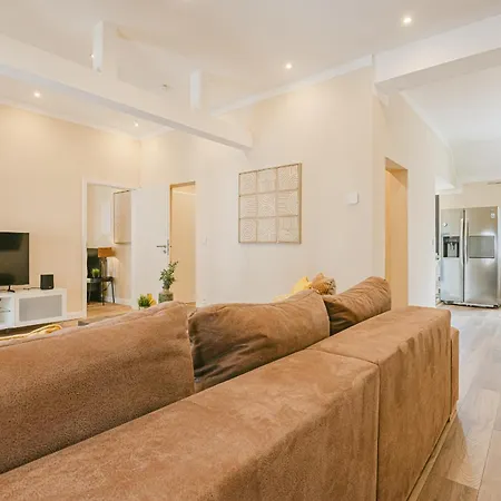 Bw5 Luxurioese 3-Zimmer-Wohnung - 110 Qm - Klimaanlage